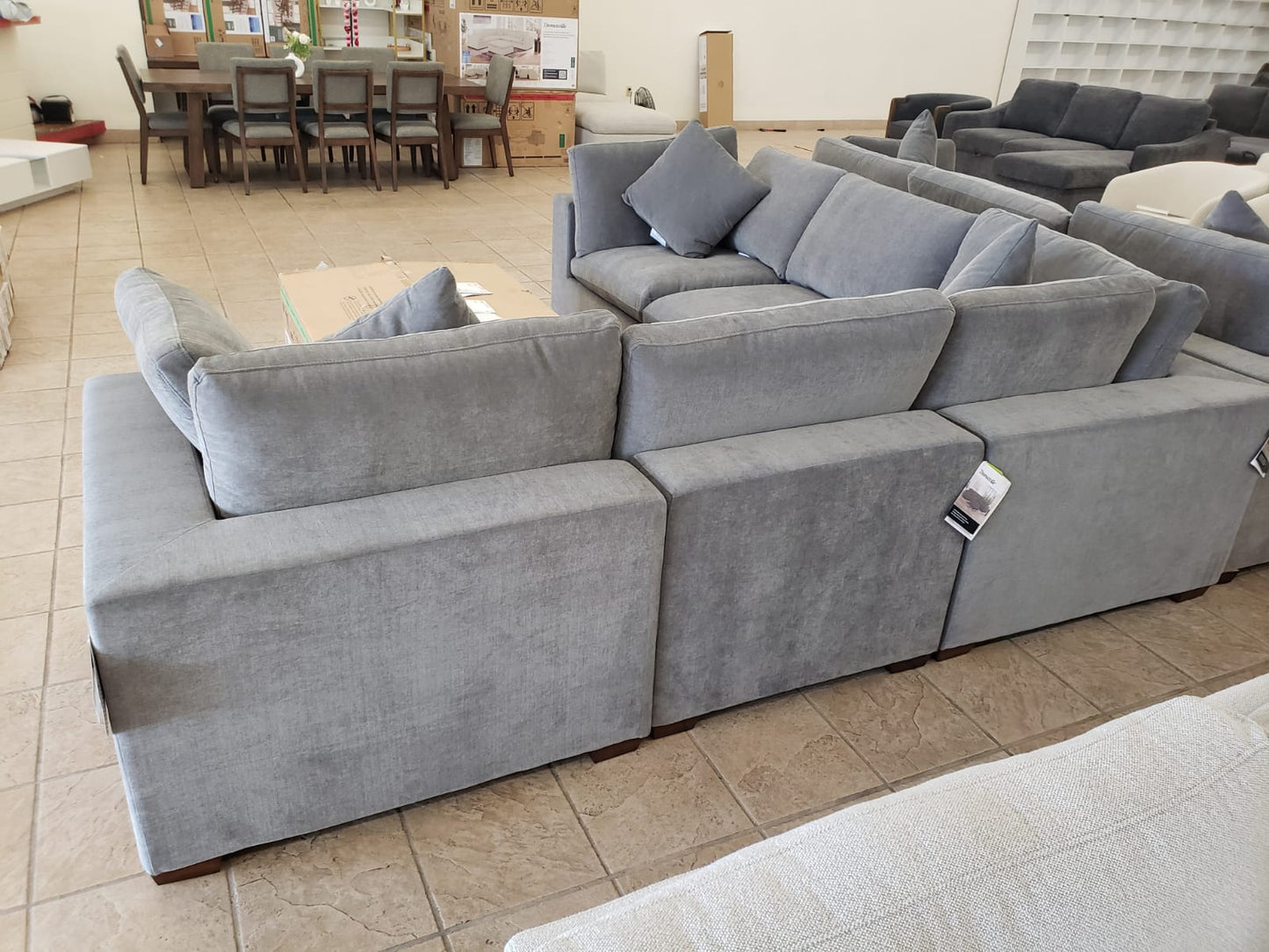 Thomasville Lowell 6-piece Modular Sectional, Dark Gray