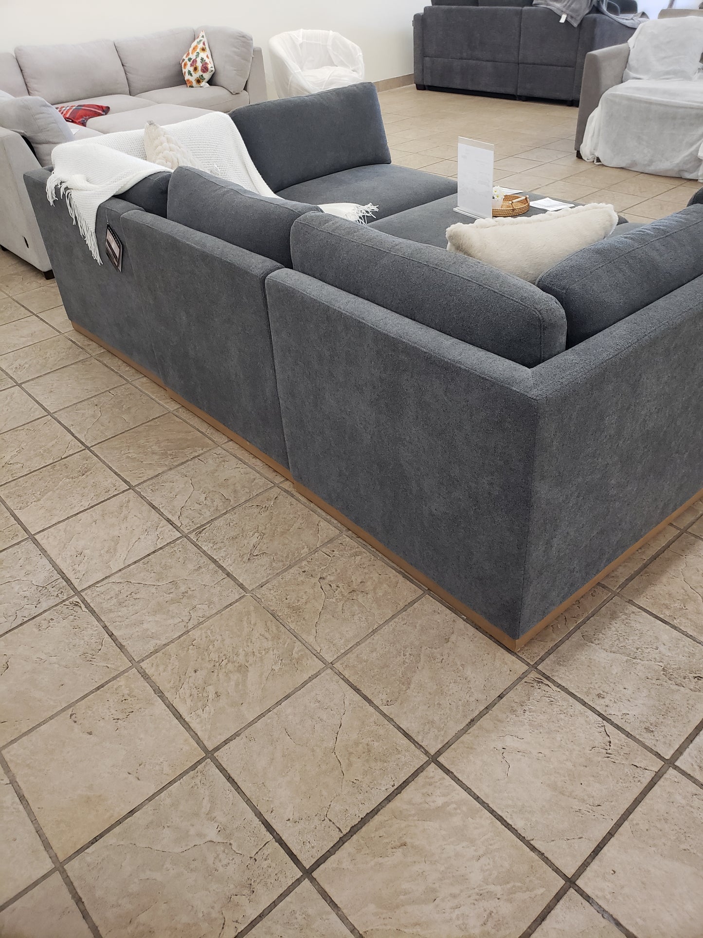 Henredon 6-piece Modular sectional with ottoman