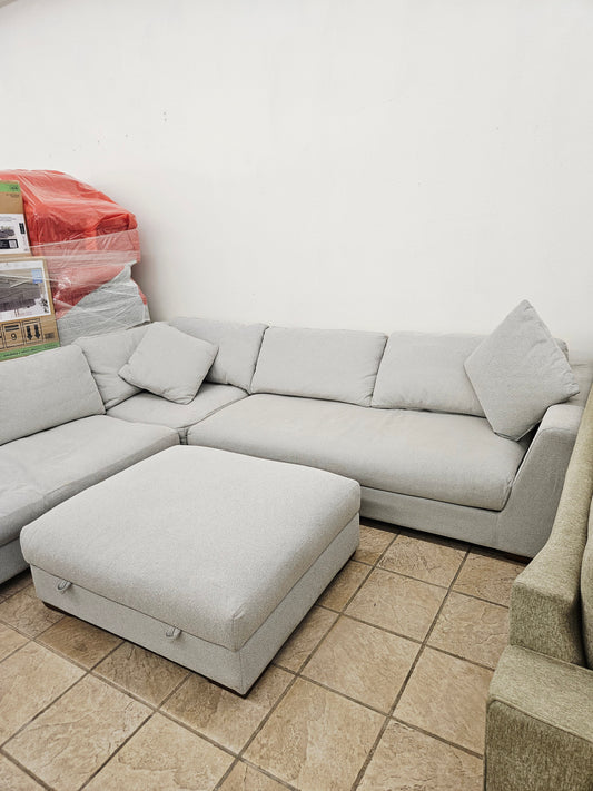 Henredon Larkin House Deep Seating Fabric Sectional with Storage Ottoman - Used