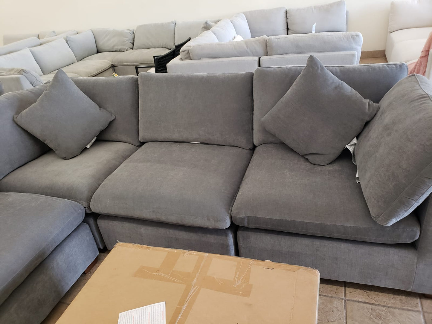 Thomasville Lowell 6-piece Modular Sectional, Dark Gray