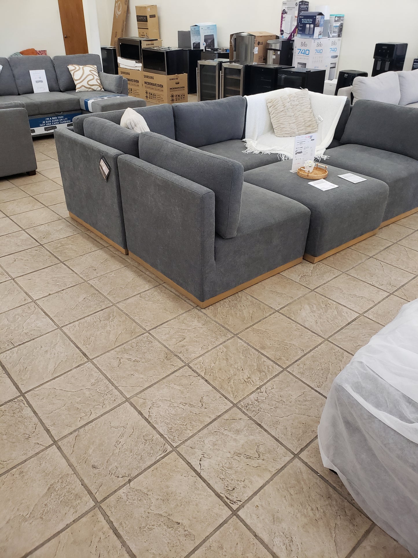 Henredon 6-piece Modular sectional with ottoman