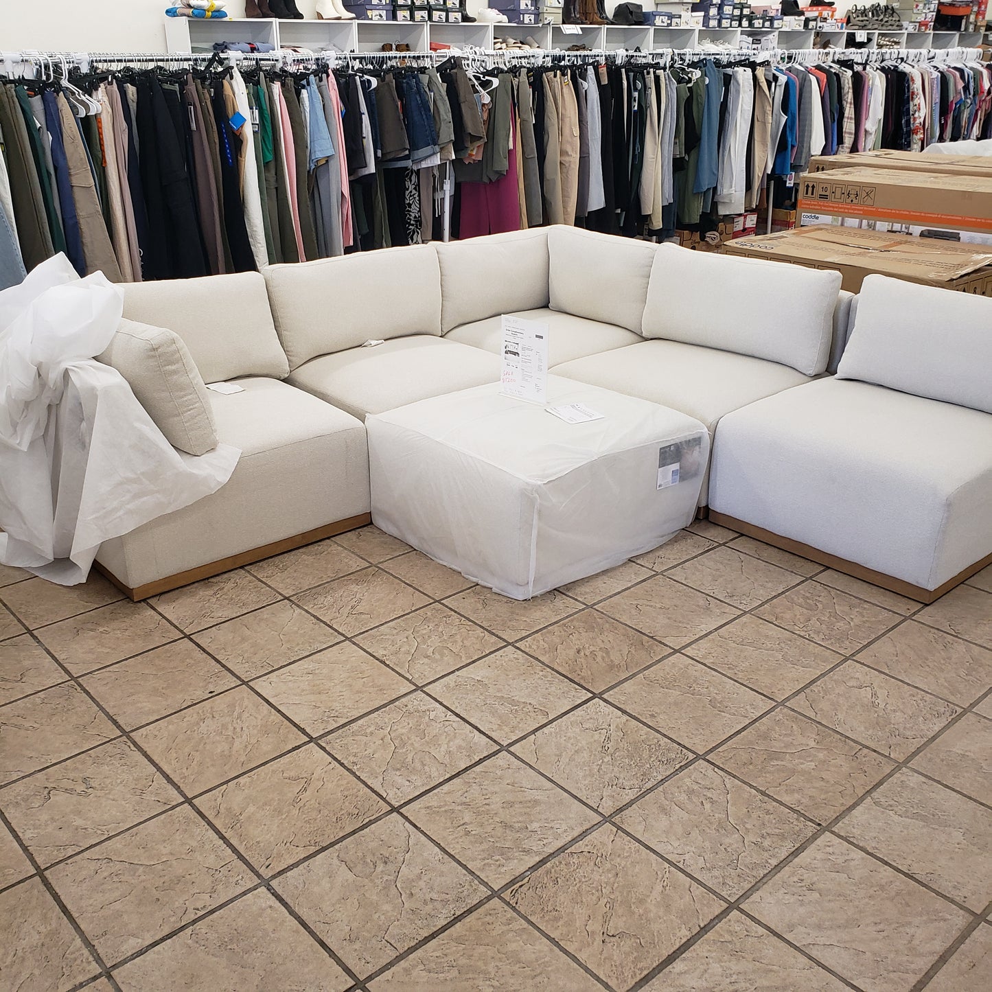 Henredon Murphy Fabric Modular Sectional with Ottoman